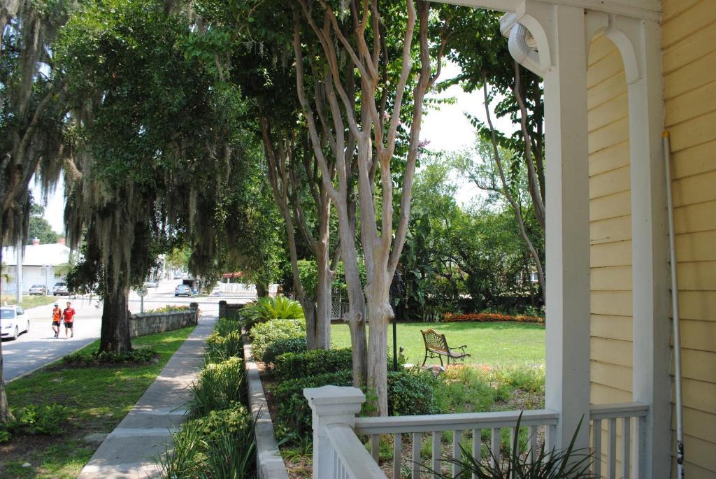 Lakeside Inn On Lake Dora Mount Dora Kültér fotó